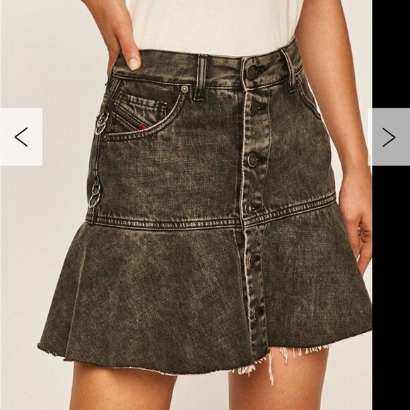 Diesel NWT Mini 5 Pocket Black Denim Skirt De-Bethy Pleated Skirt Size 25 - Picture 2 of 10